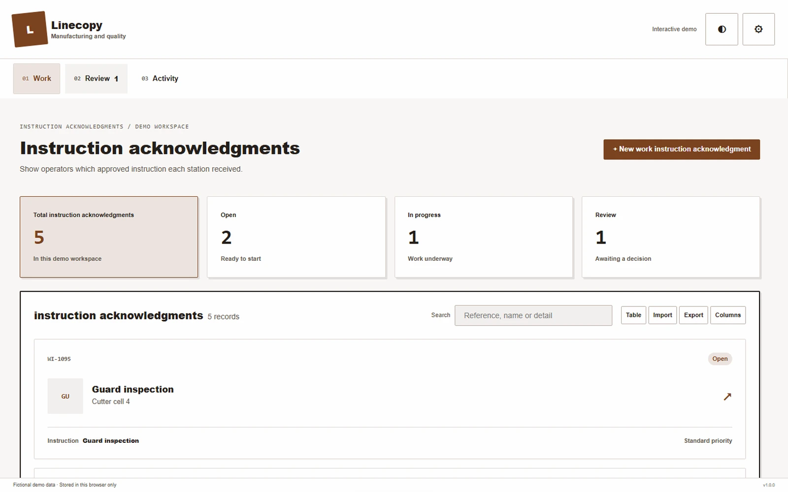 Linecopy responsive pc workspace with sample business records.