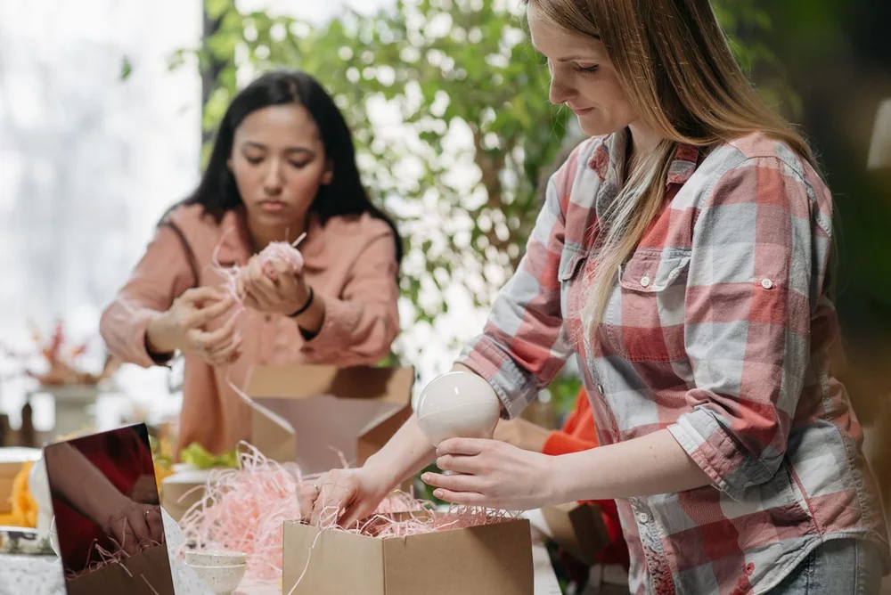 Preparing parcels for online orders