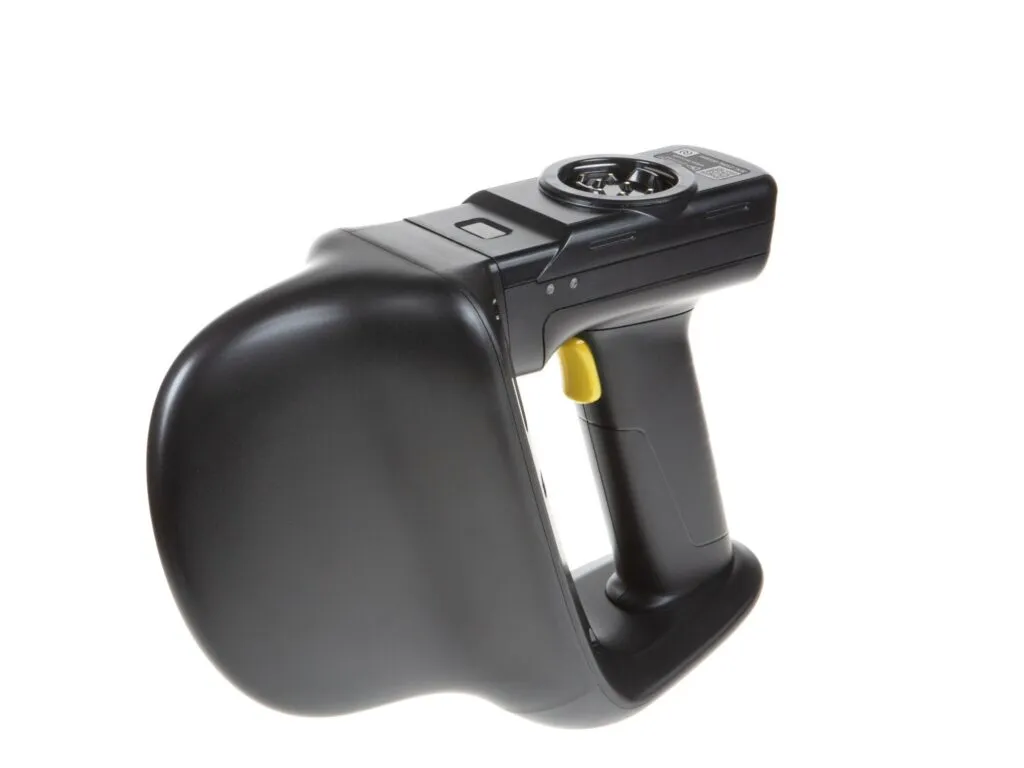 TSL 2128L Bluetooth® UHF RFID RAIN Reader with High Gain Linear Antenna